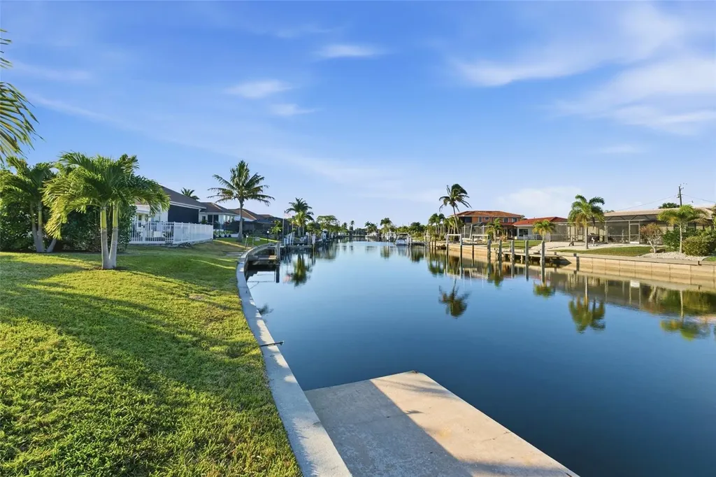 390 Capri Isles Court Punta Gorda FL 33950