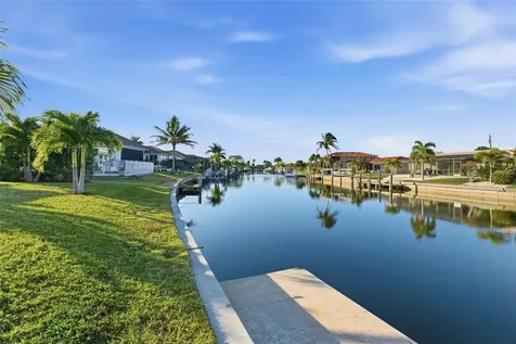 390 Capri Isles Court Punta Gorda FL 33950