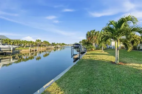 390 Capri Isles Court Punta Gorda FL 33950