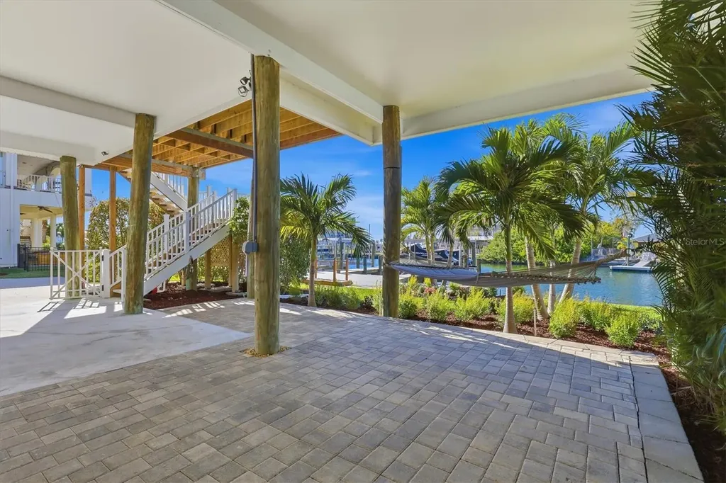 13875 Hatcher Avenue Hudson FL 34667