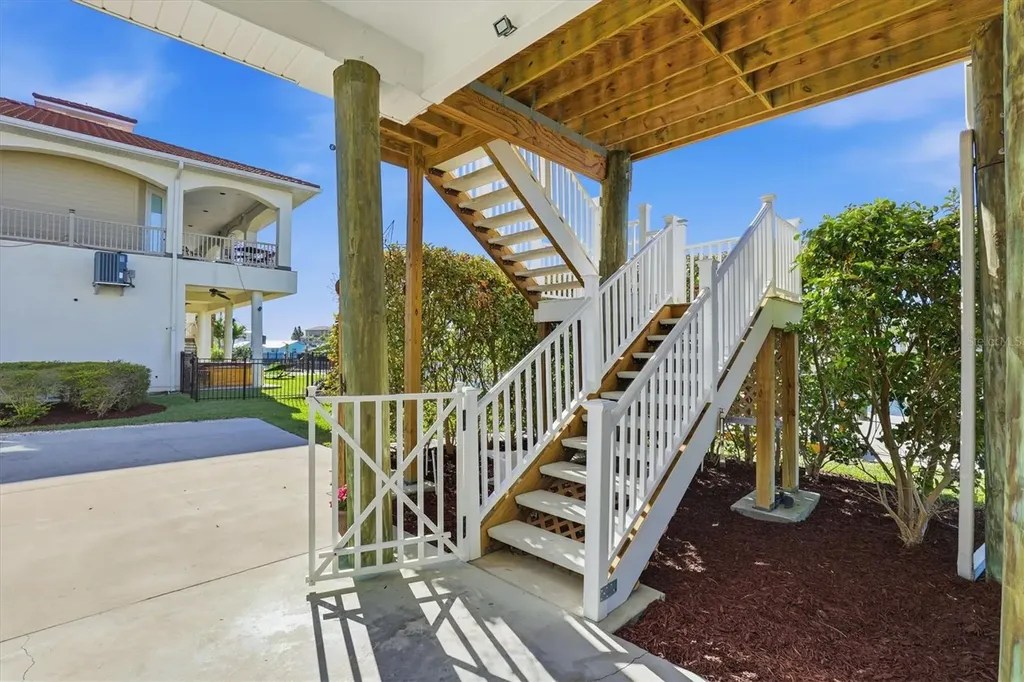 13875 Hatcher Avenue Hudson FL 34667