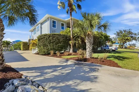 13875 Hatcher Avenue Hudson FL 34667