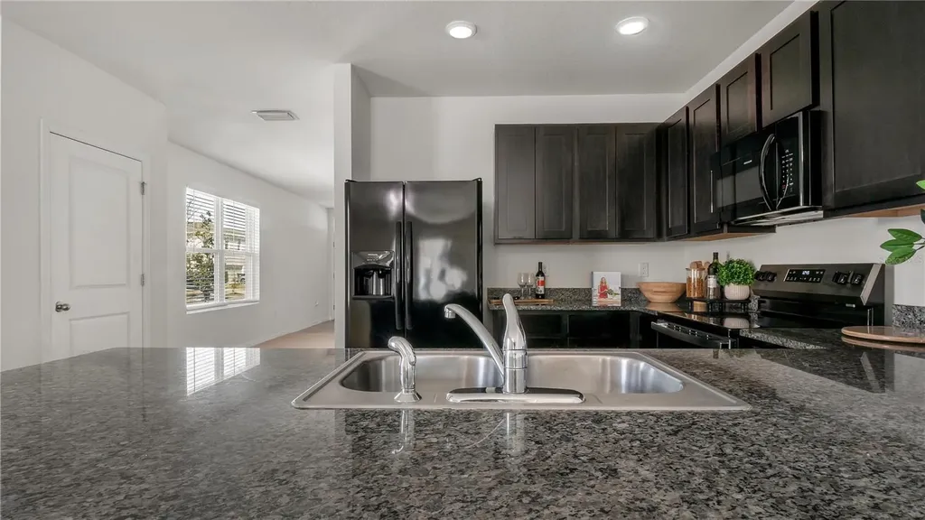 3503 Diamond Leaf Court Valrico FL 33594