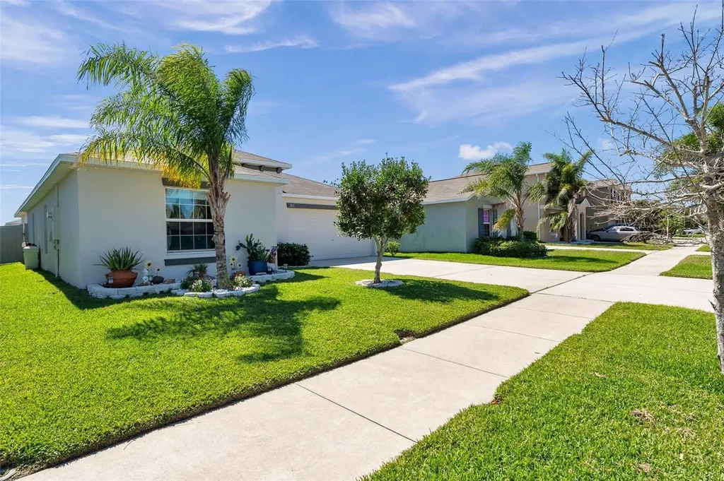 1615 Redmond Brook Lane Ruskin FL 33570
