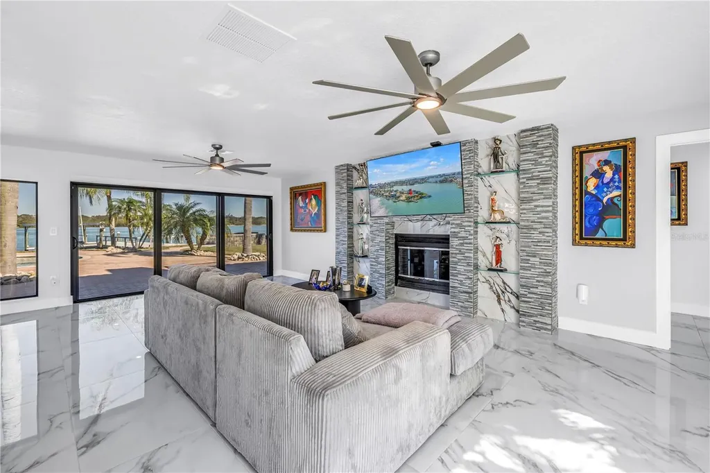 583 Crystal Drive Madeira Beach FL 33708