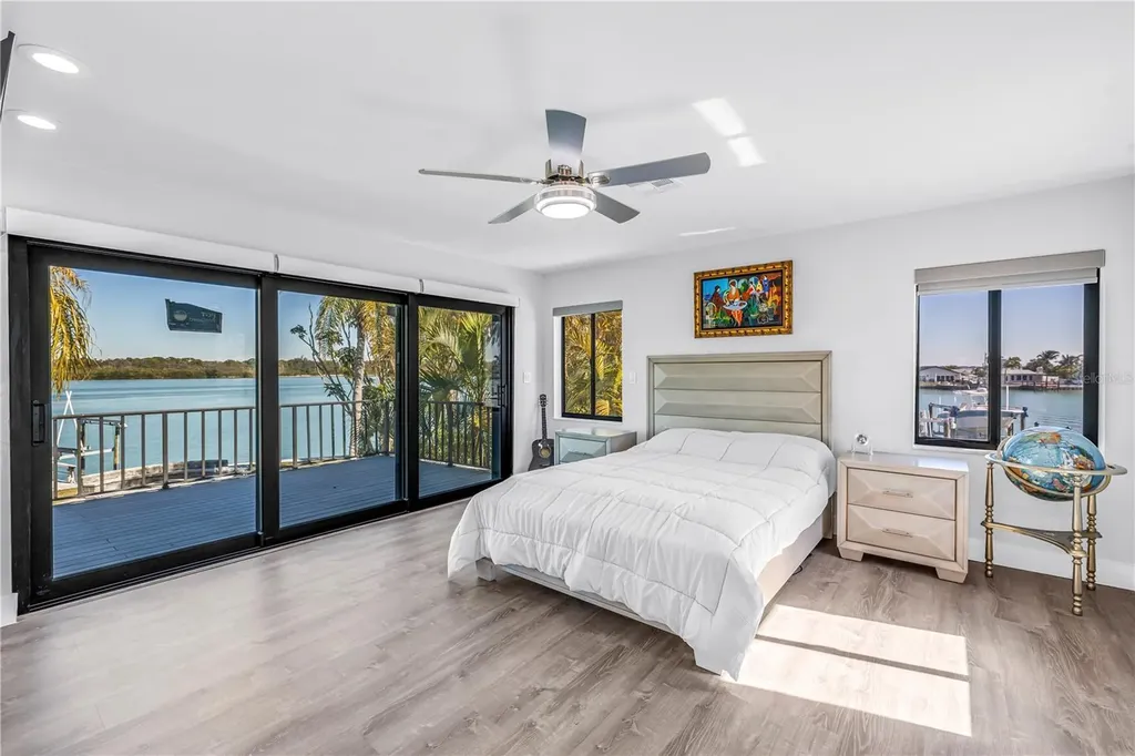 583 Crystal Drive Madeira Beach FL 33708