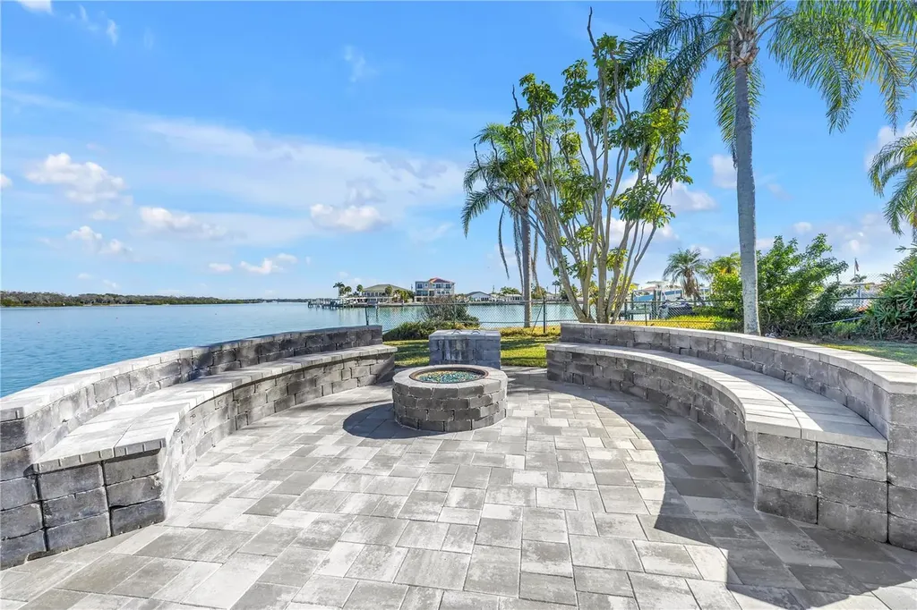 583 Crystal Drive Madeira Beach FL 33708