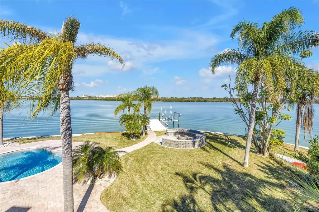 583 Crystal Drive Madeira Beach FL 33708