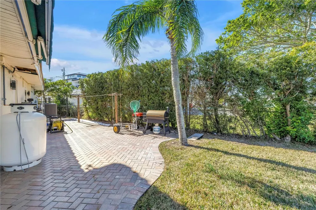 583 Crystal Drive Madeira Beach FL 33708