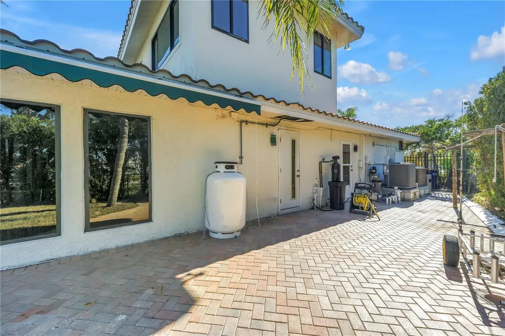 583 Crystal Drive Madeira Beach FL 33708