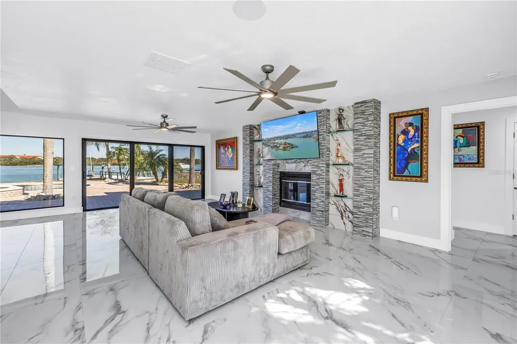 583 Crystal Drive Madeira Beach FL 33708