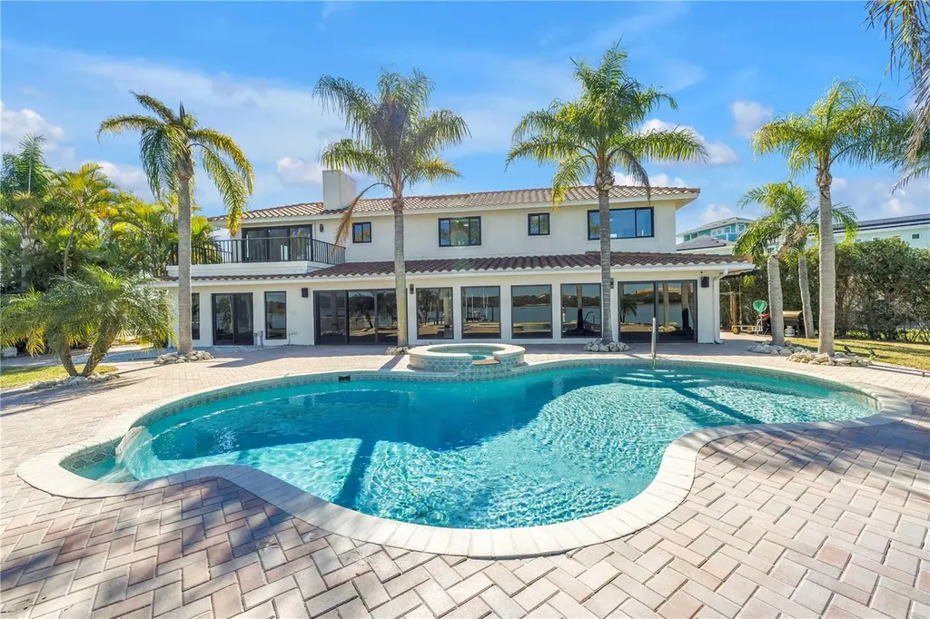 583 Crystal Drive Madeira Beach FL 33708