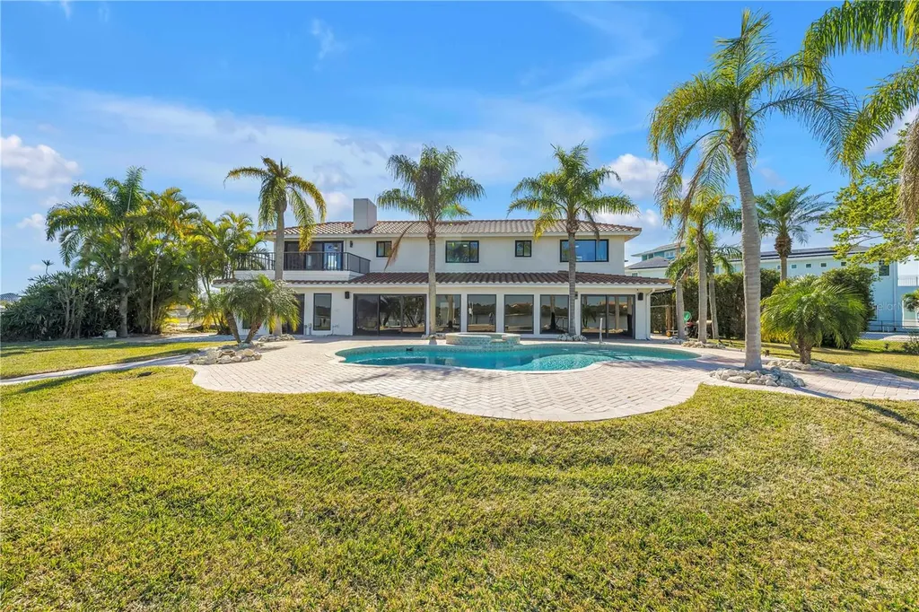 583 Crystal Drive Madeira Beach FL 33708