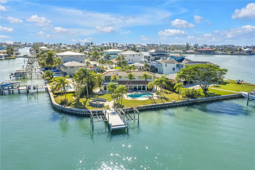 583 Crystal Drive Madeira Beach FL 33708