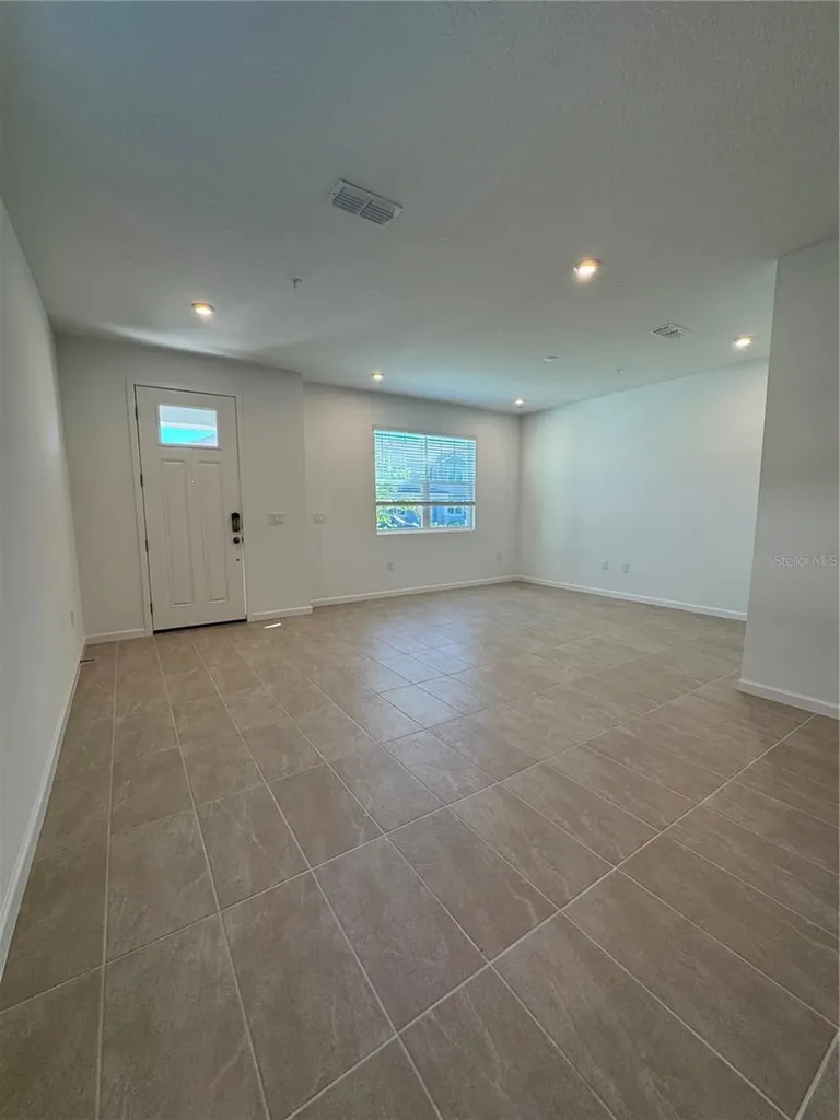 2751 Camellia Flower Street Apopka FL 32703