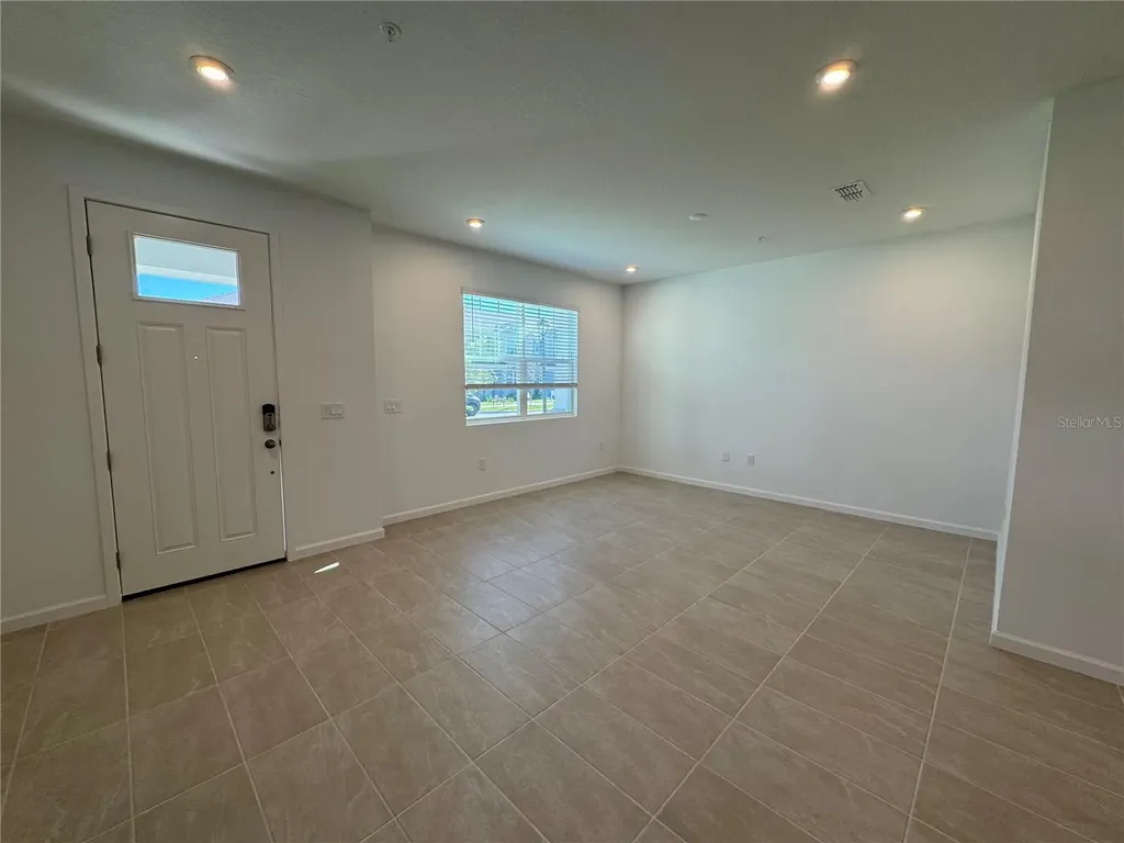 2751 Camellia Flower Street Apopka FL 32703