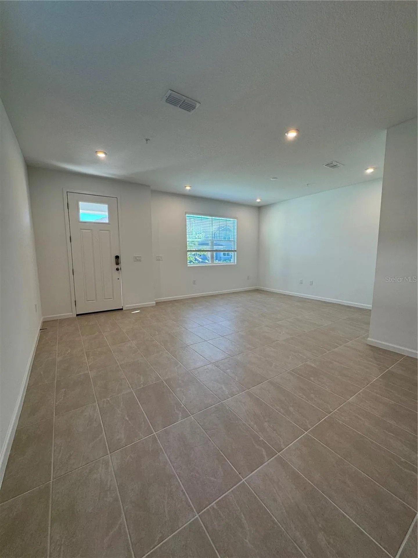 2751 Camellia Flower Street Apopka FL 32703