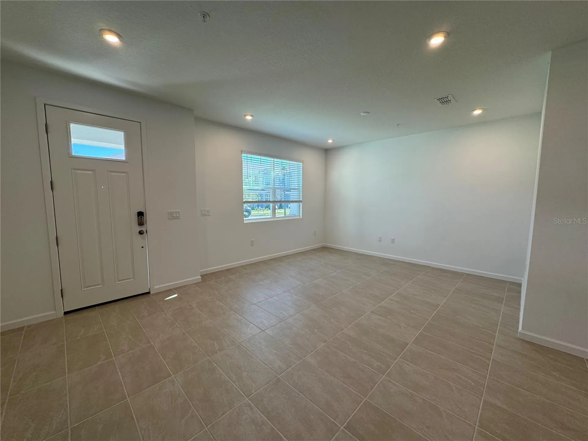 2751 Camellia Flower Street Apopka FL 32703