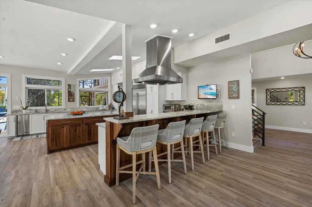 5045 Oxford Drive Sarasota FL 34242