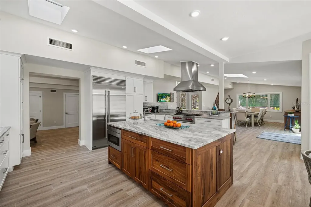 5045 Oxford Drive Sarasota FL 34242