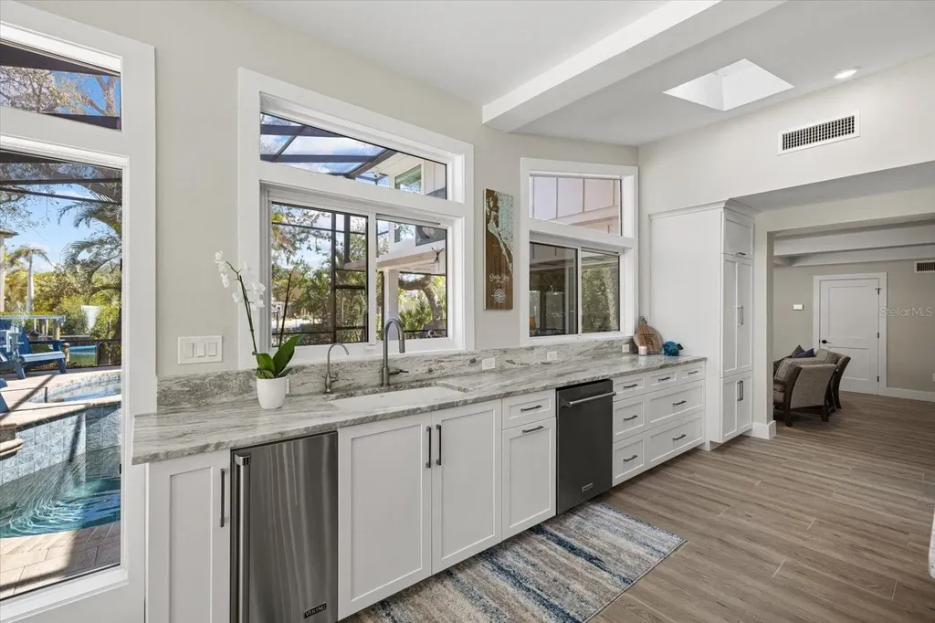 5045 Oxford Drive Sarasota FL 34242