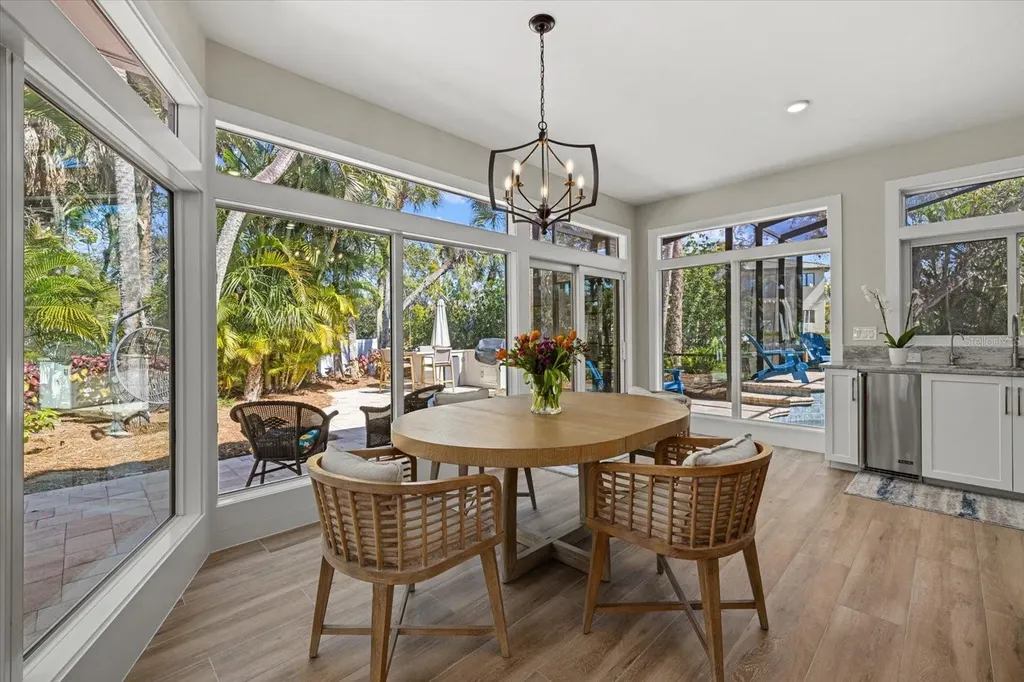 5045 Oxford Drive Sarasota FL 34242