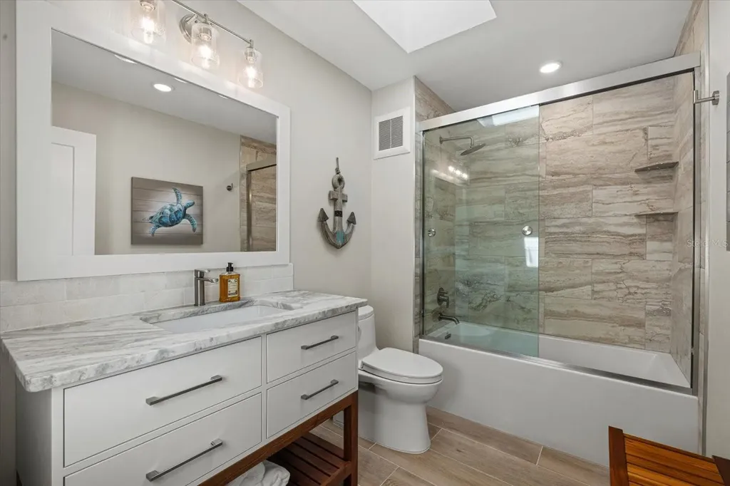 5045 Oxford Drive Sarasota FL 34242