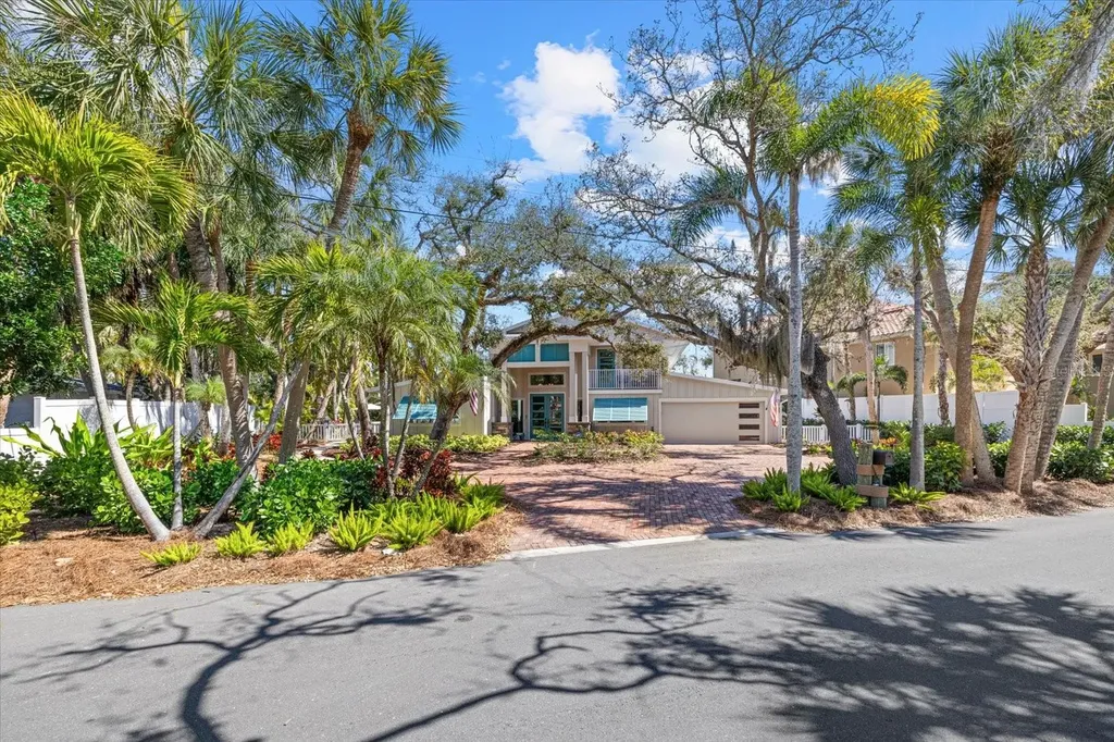 5045 Oxford Drive Sarasota FL 34242