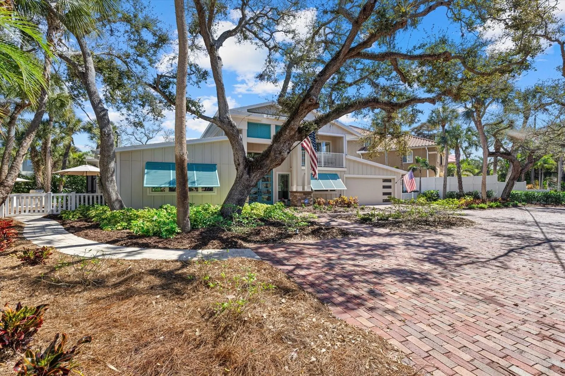 5045 Oxford Drive Sarasota FL 34242