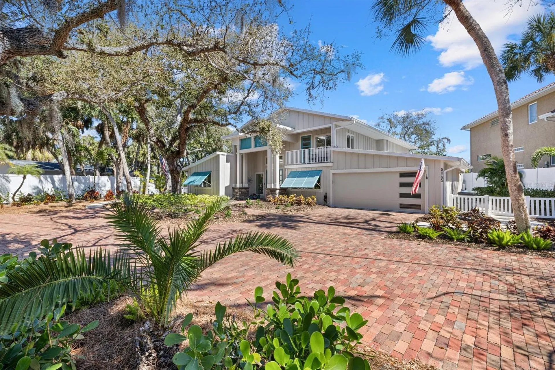 5045 Oxford Drive Sarasota FL 34242