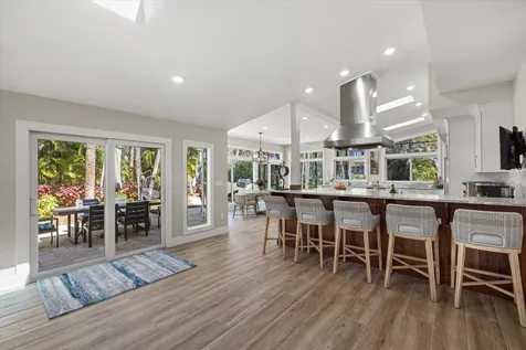 5045 Oxford Drive Sarasota FL 34242