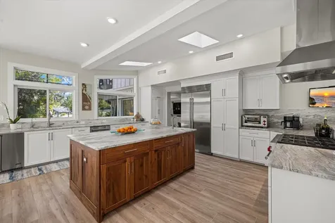 5045 Oxford Drive Sarasota FL 34242