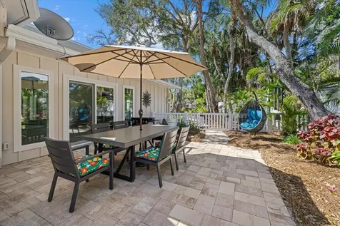 5045 Oxford Drive Sarasota FL 34242