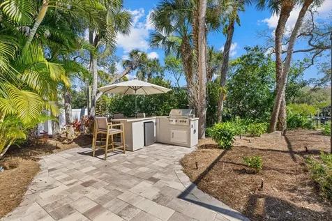 5045 Oxford Drive Sarasota FL 34242