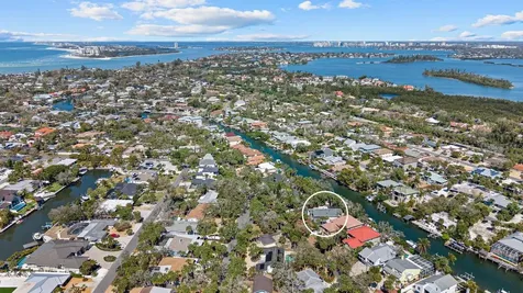 5045 Oxford Drive Sarasota FL 34242
