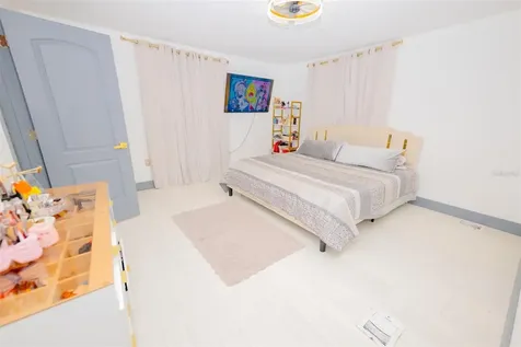 2932 Larson Street Kissimmee FL 34741