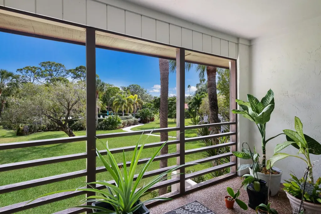 339 Barcelona Drive Bradenton FL 34210
