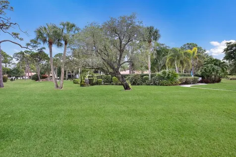 339 Barcelona Drive Bradenton FL 34210