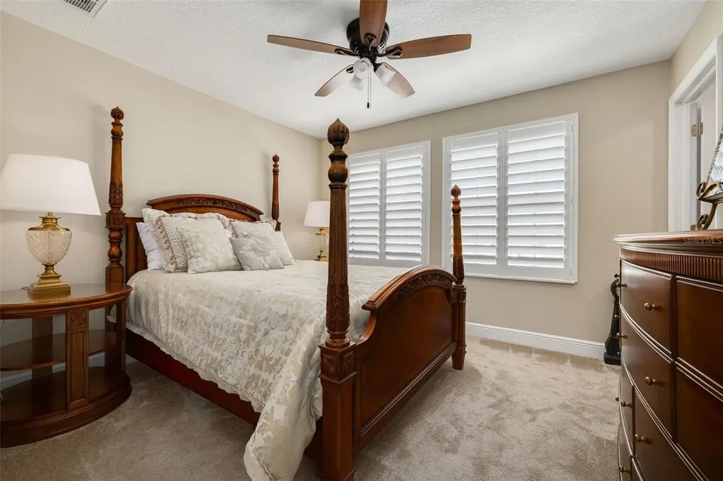 11418 Crowned Sparrow Lane Tampa FL 33626
