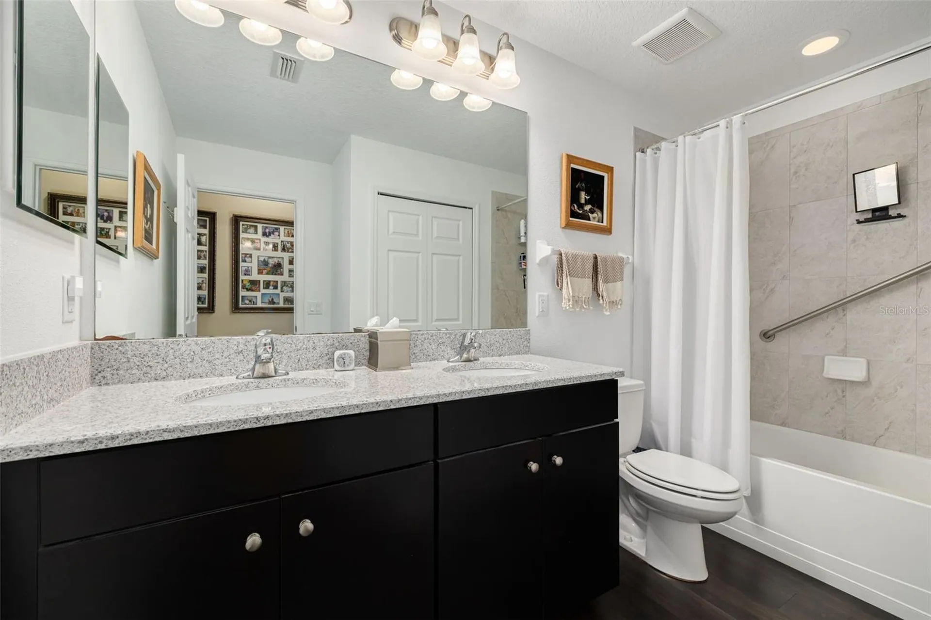 11418 Crowned Sparrow Lane Tampa FL 33626
