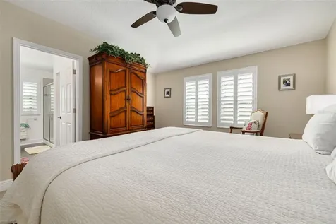 11418 Crowned Sparrow Lane Tampa FL 33626