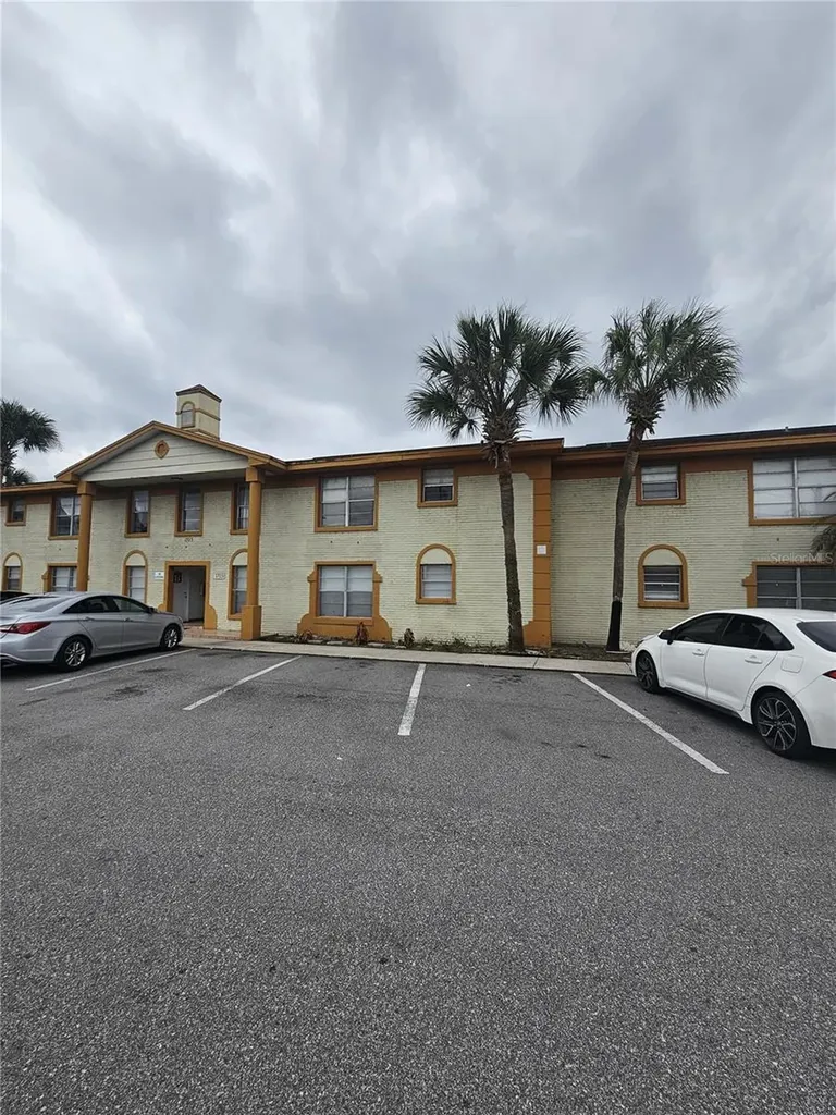 1703 Michigan Avenue Kissimmee FL 34744