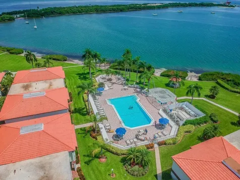 6295 Bahia Del Mar Circle St Petersburg FL 33715
