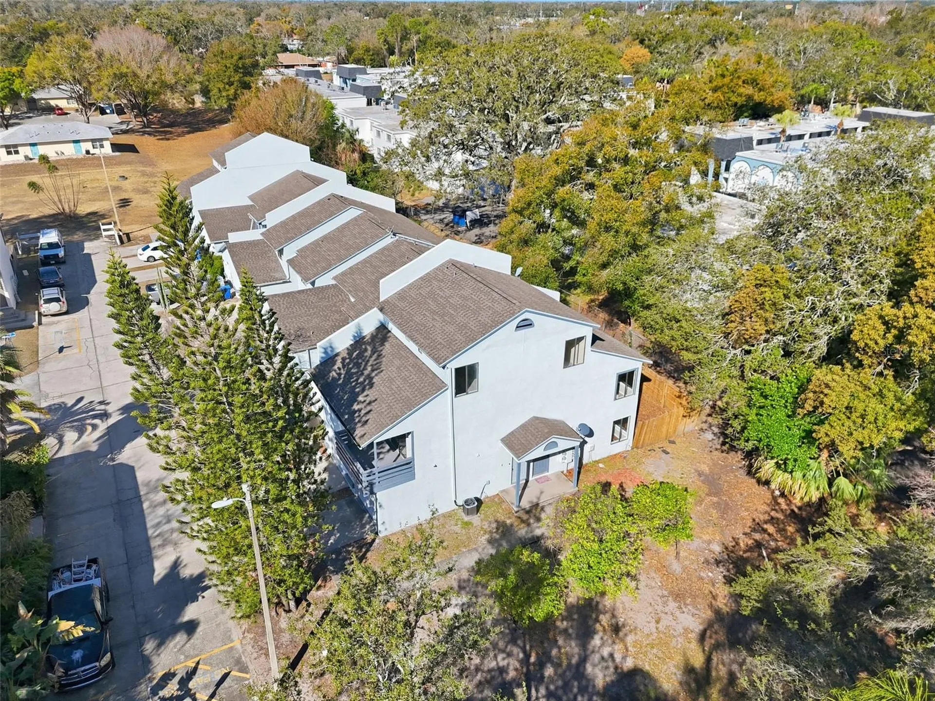 1318 Mountainview Tampa FL 33612