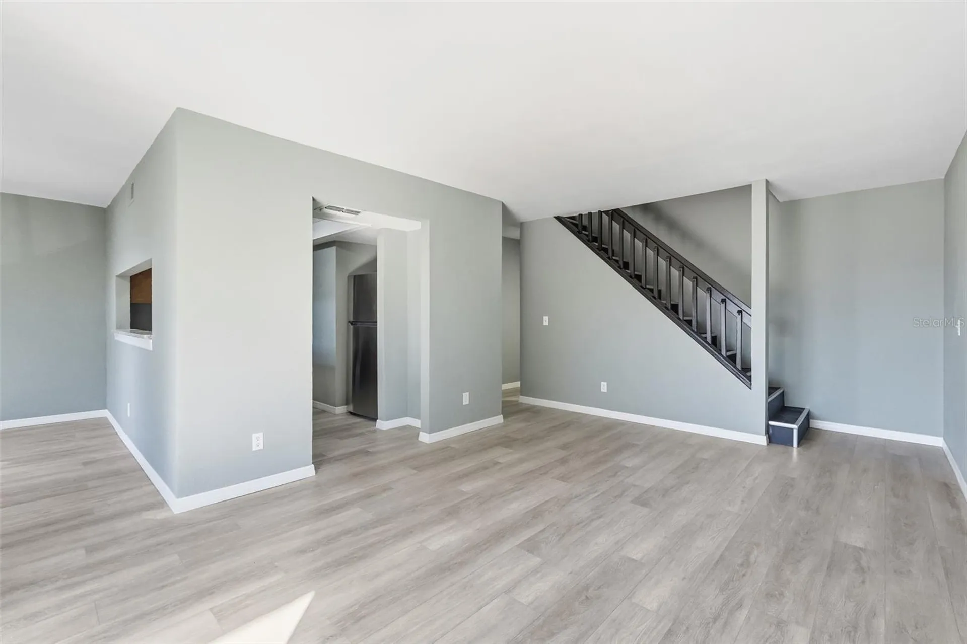 1318 Mountainview Tampa FL 33612