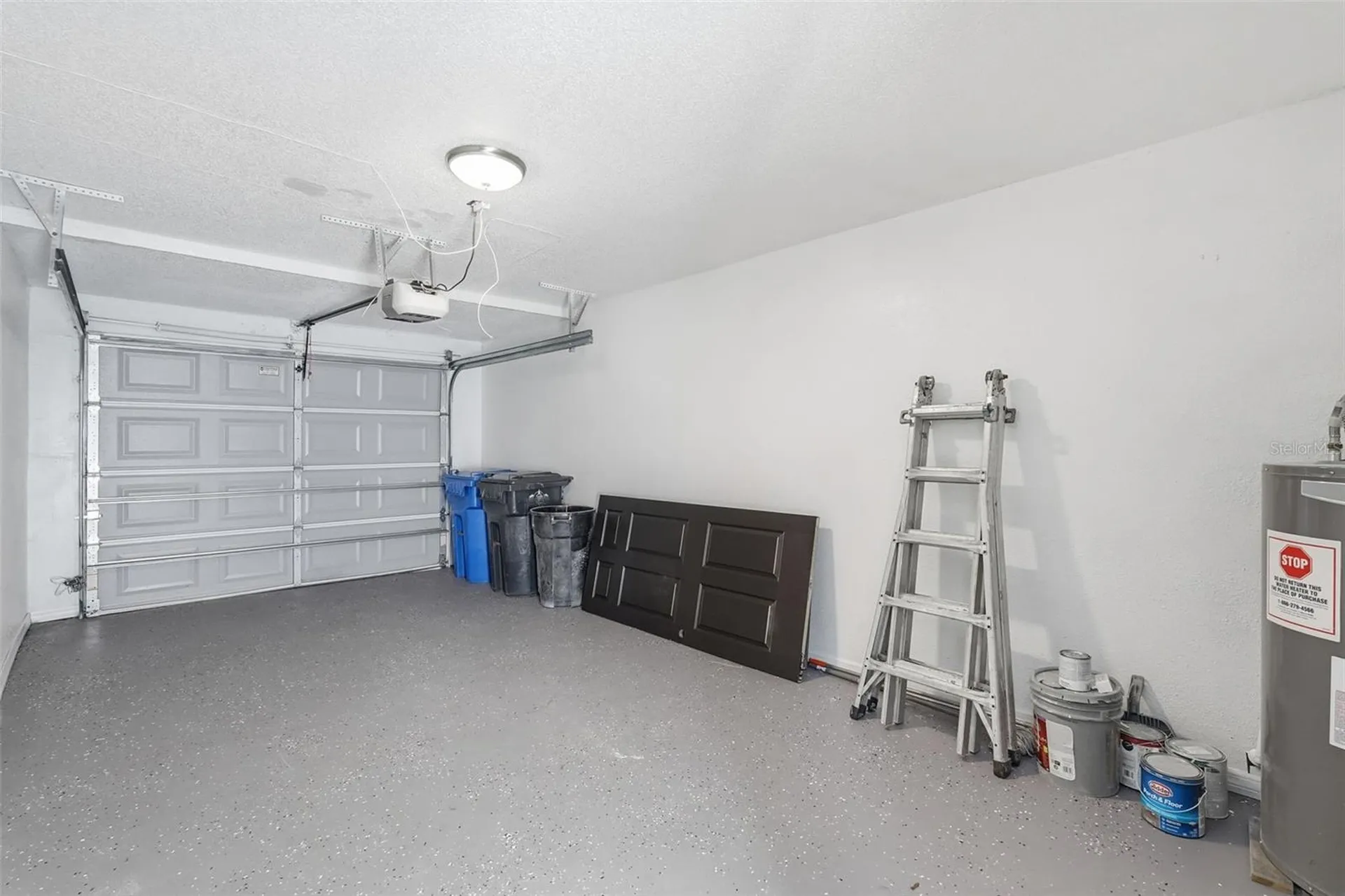1318 Mountainview Tampa FL 33612