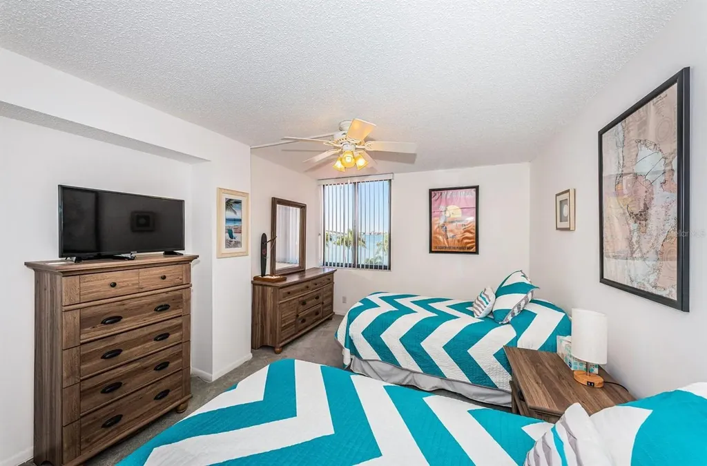 6357 Bahia Del Mar Boulevard St Petersburg FL 33715