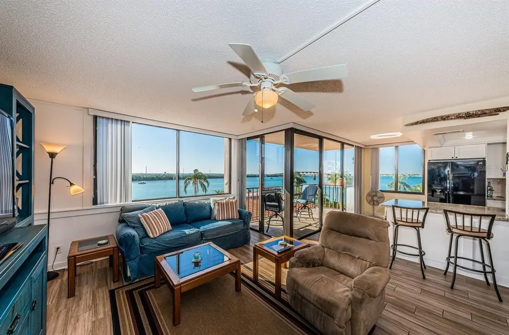 6357 Bahia Del Mar Boulevard St Petersburg FL 33715