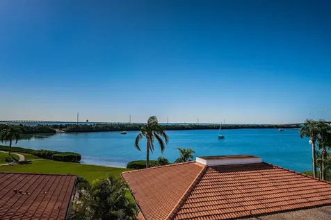 6357 Bahia Del Mar Boulevard St Petersburg FL 33715