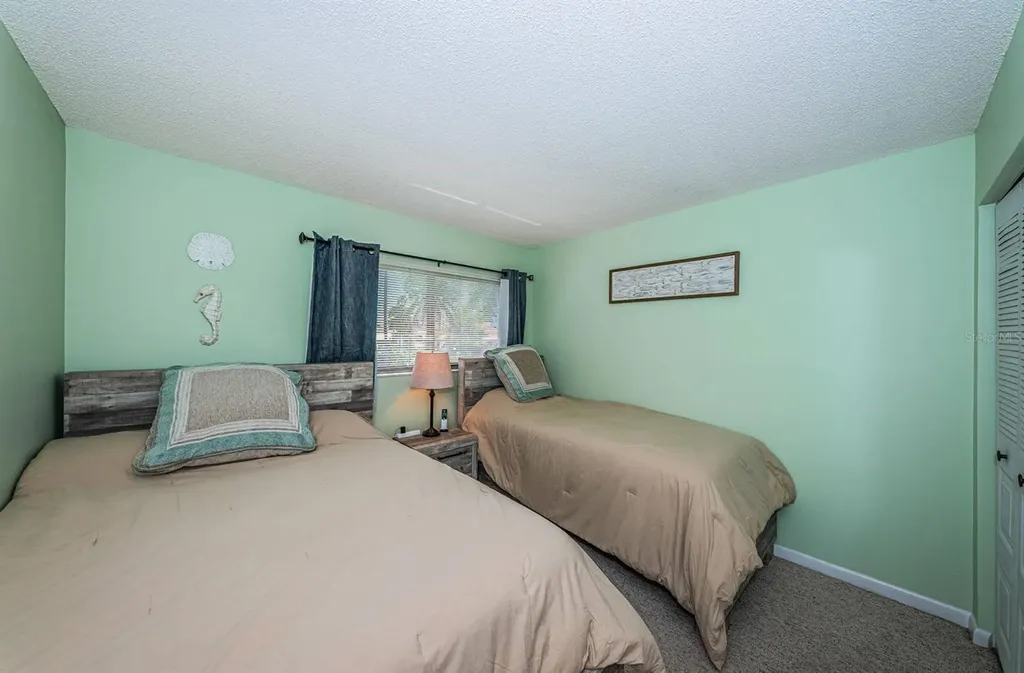 6273 Bahia Del Mar Boulevard St Petersburg FL 33715